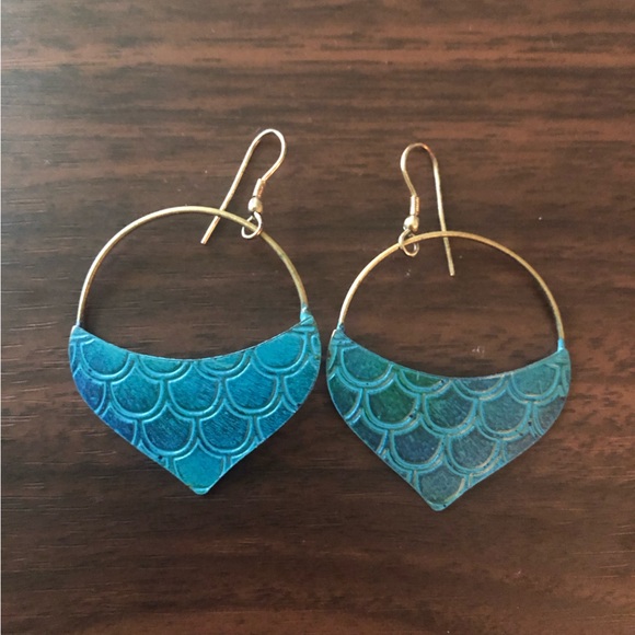 Blue fish scale earrings - Picture 1 of 1
